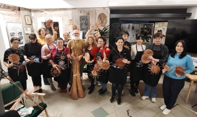 WhatsApp Image 2025-10-21 at 21.03.45.jpeg