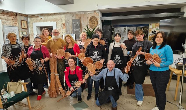 WhatsApp Image 2025-10-21 at 18.57.14 (4).jpeg