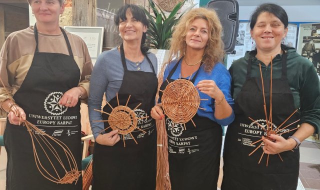 WhatsApp Image 2025-10-21 at 18.57.15 (5).jpeg