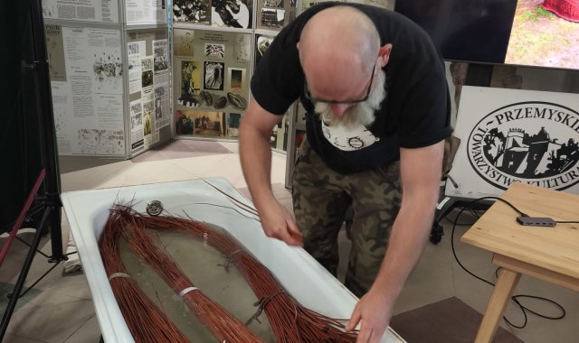 WhatsApp Image 2025-10-21 at 21.03.48 (1).jpeg