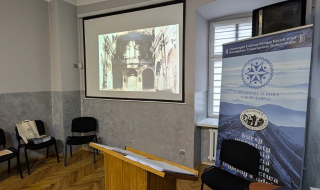 WhatsApp Image 2025-11-25 at 15.52.43.jpeg